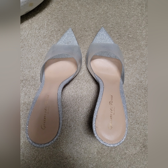 Gianvito Rossi Elle 85 plexi silver glitter mules (size 38) - Picture 6 of 10